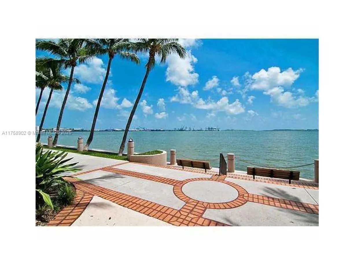 South Florida Real Estate | View 540 Brickell Key Dr, 410 | Listing