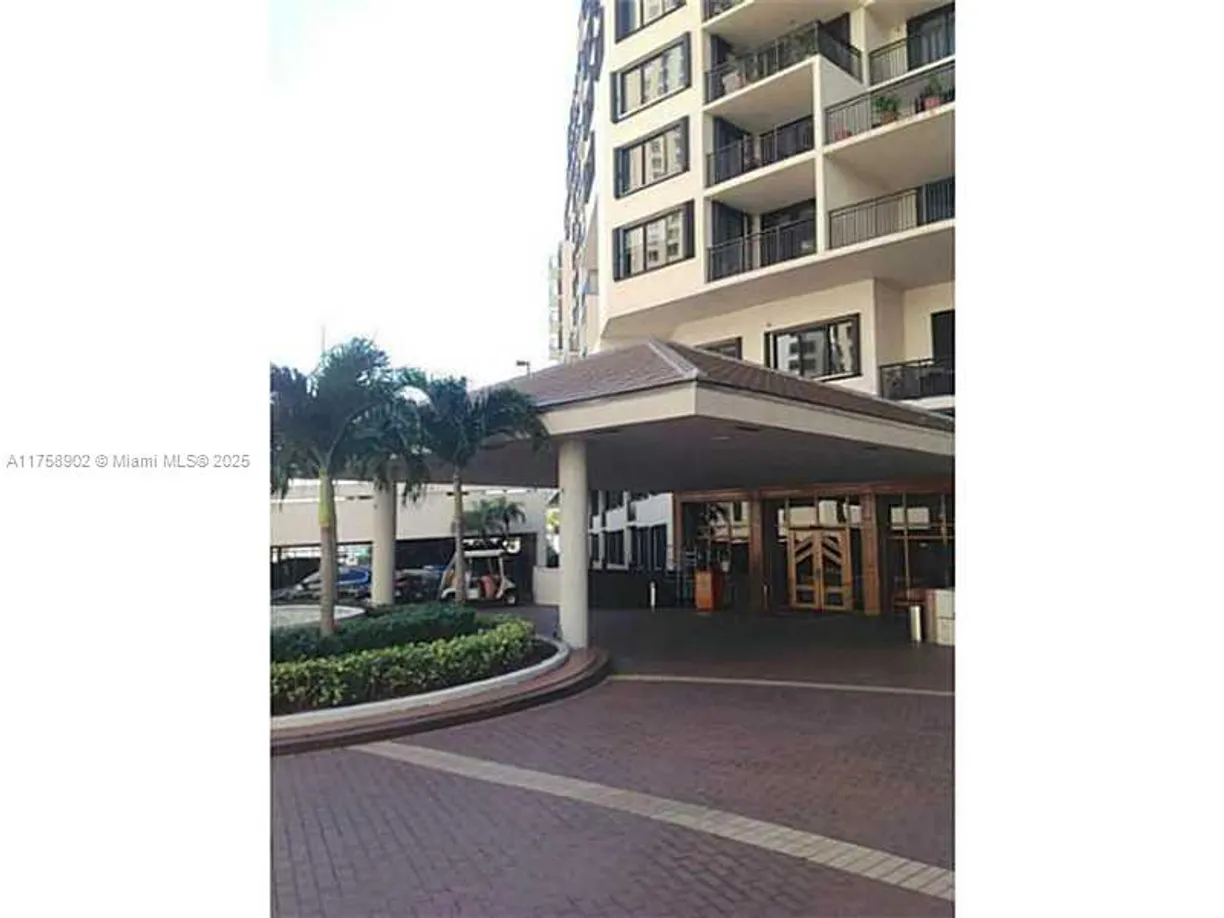 South Florida Real Estate | View 540 Brickell Key Dr, 410 | 1 Bed, 1 Bath