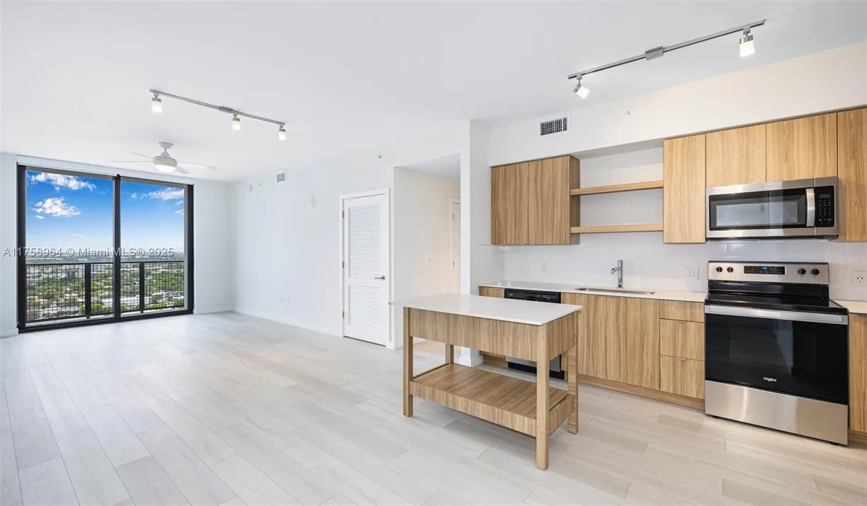 South Florida Real Estate | View 555 NE 8th St, 1708 | Listing