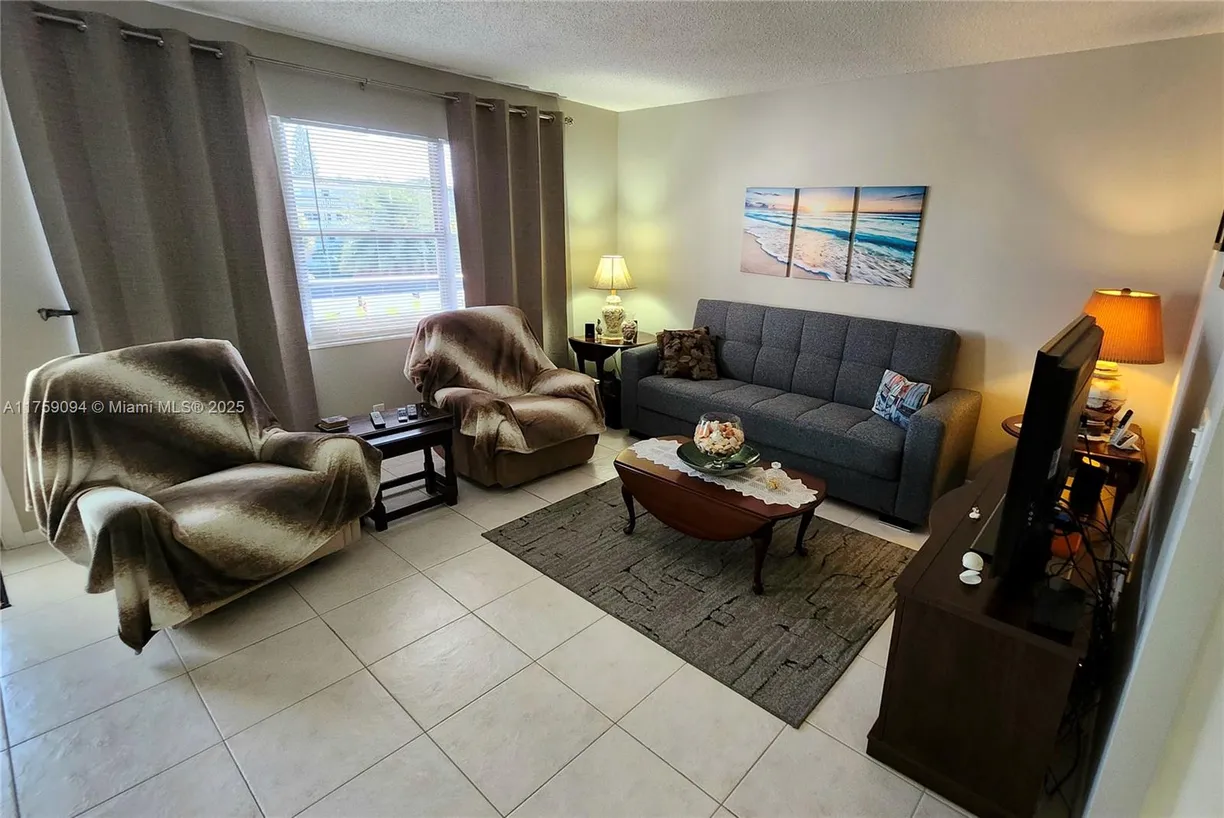 South Florida Real Estate | View 3012 Oakridge A, 3012 | Listing