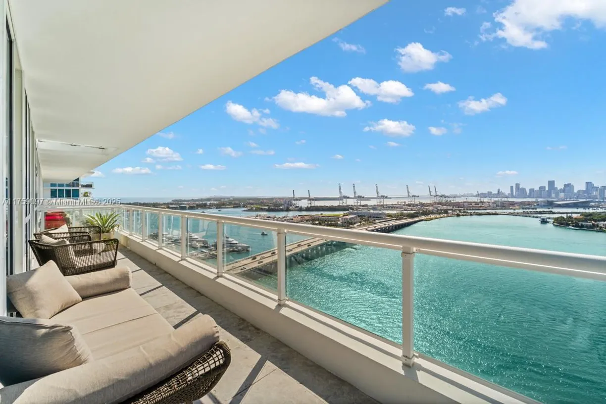 South Florida Real Estate | View 540 West Ave, 2314 | 2 Beds, 2 Baths
