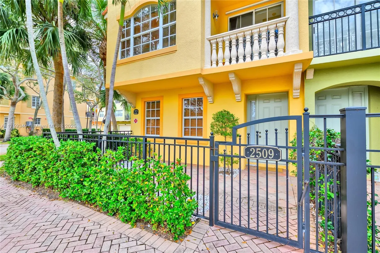 South Florida Real Estate | View 2509 San Pietro Cir | Listing