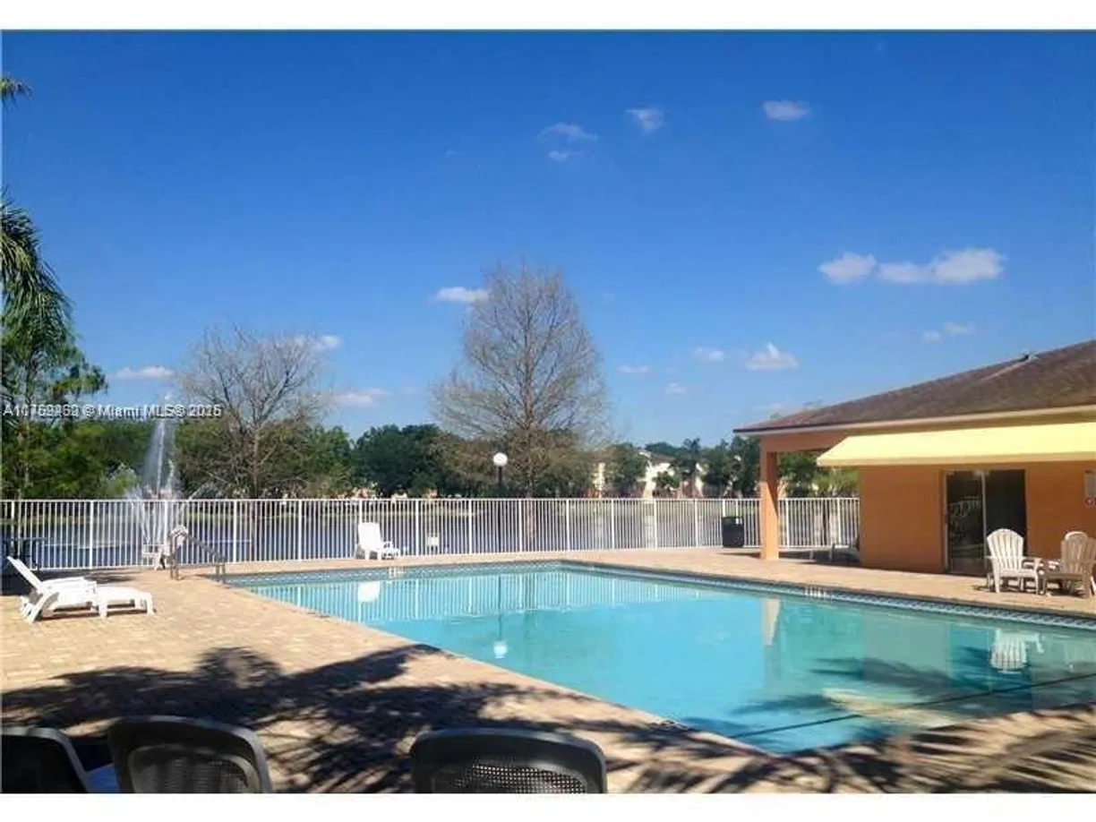 South Florida Real Estate | View 3630 N 56th Ave, 315 | Listing