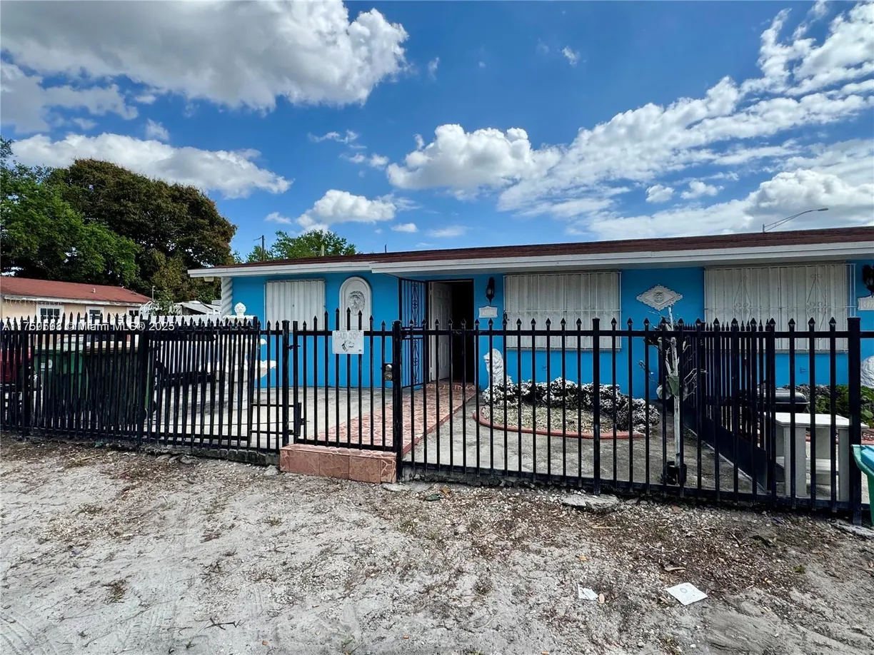 South Florida Real Estate | View 3121 NW 103rd St, 2 | 1 Bed, 1 Bath
