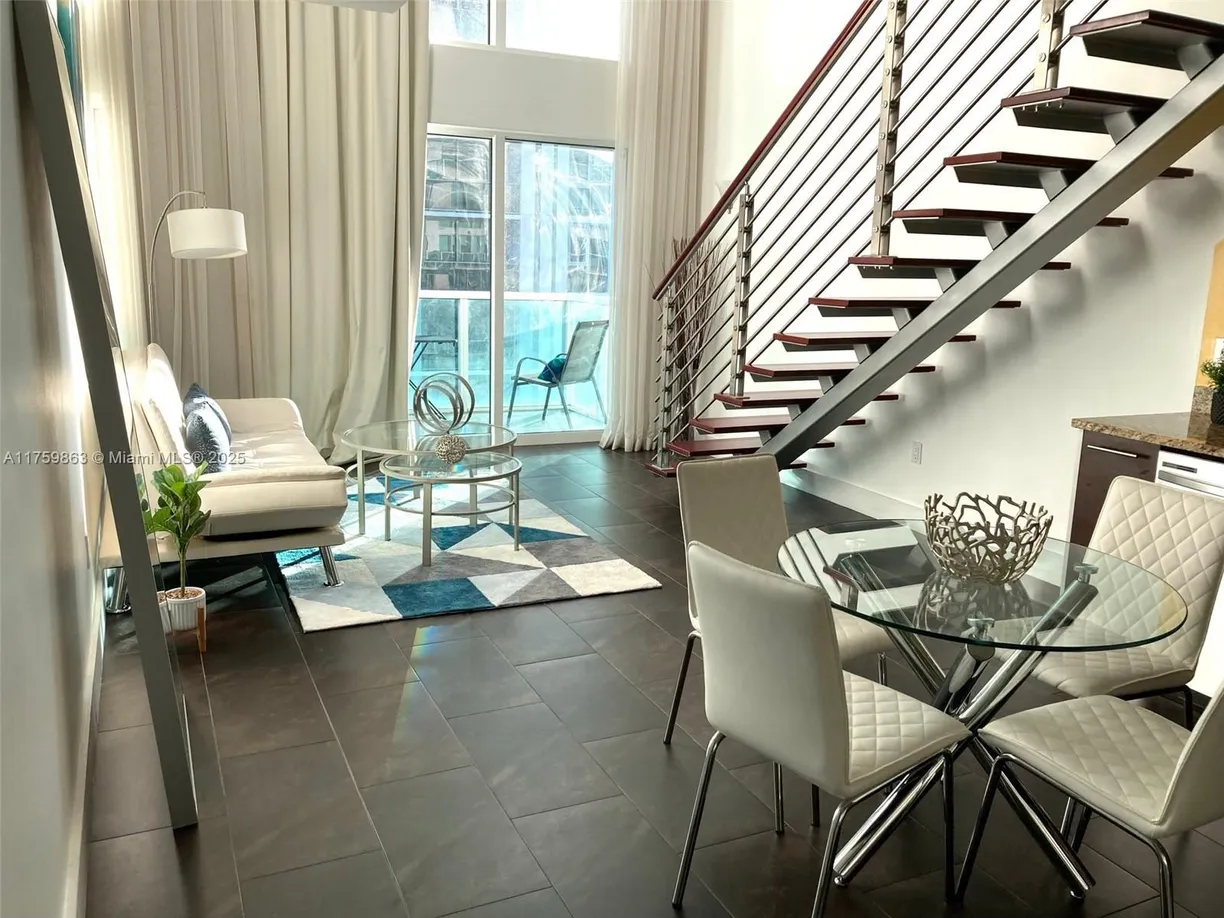 South Florida Real Estate | View 41 SE 5th St, 606 | 1 Bed, 1 Bath