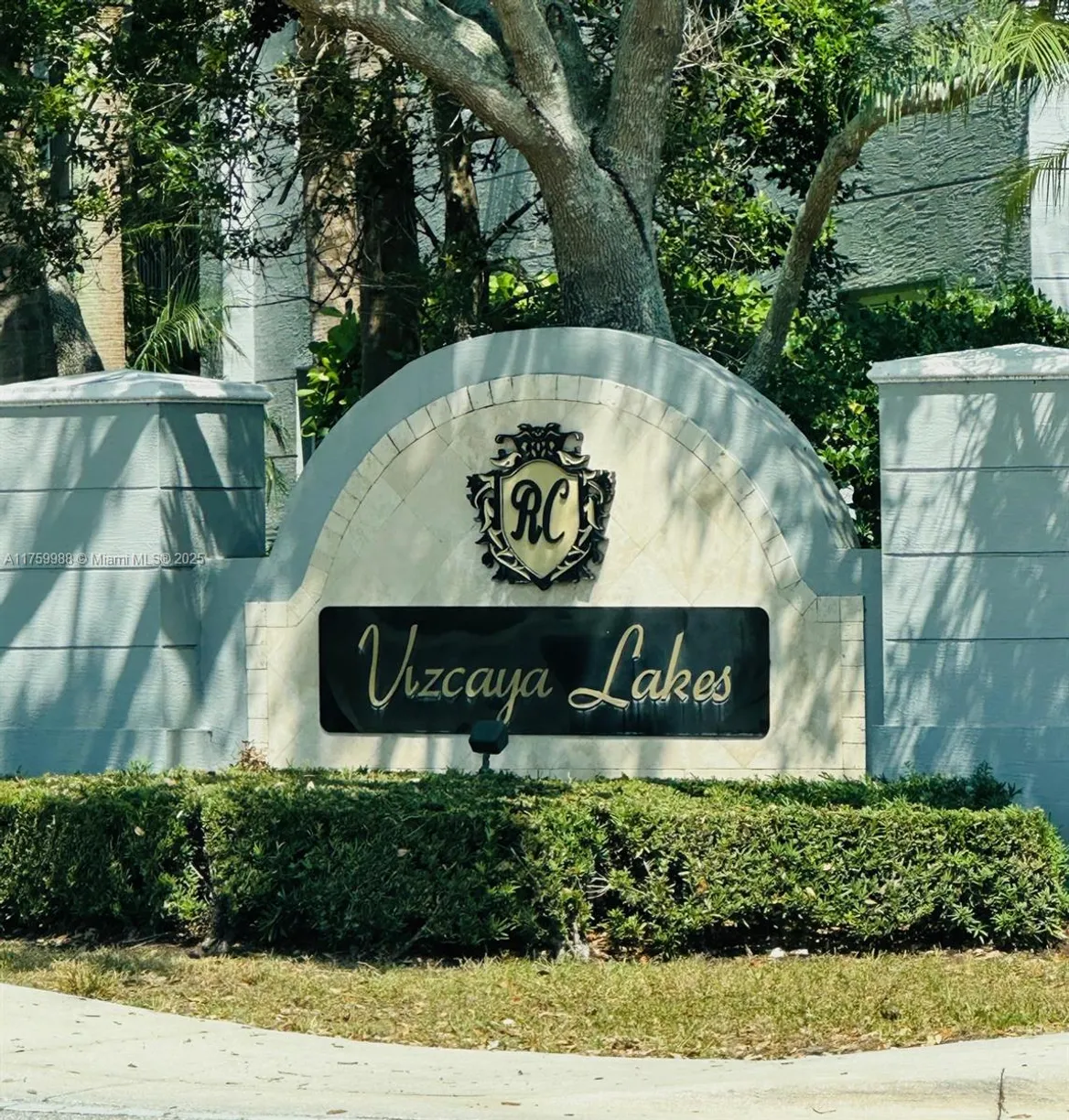 South Florida Real Estate | View 1660 Renaissance Commons Blvd, 2424 | 2 Beds, 2 Baths