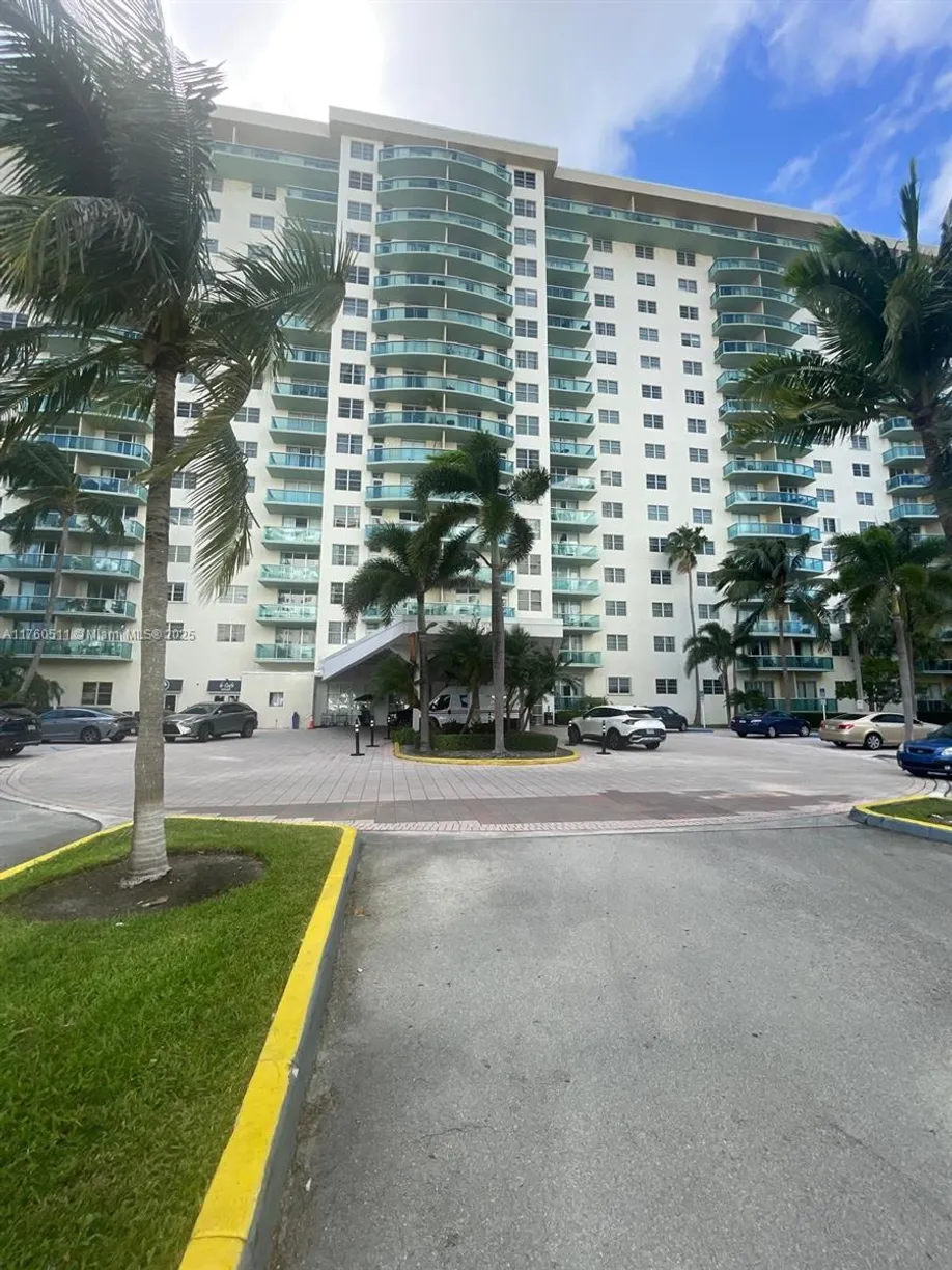 South Florida Real Estate | View 19390 Collins Ave, 123 | 1 Bed, 1 Bath