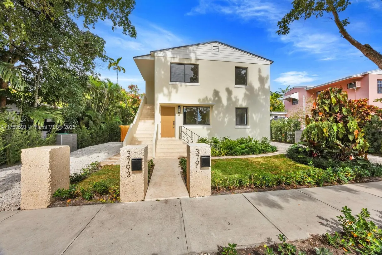 South Florida Real Estate | View 3793 SW 26th Ter, 3793 | 2 Beds, 1 Bath