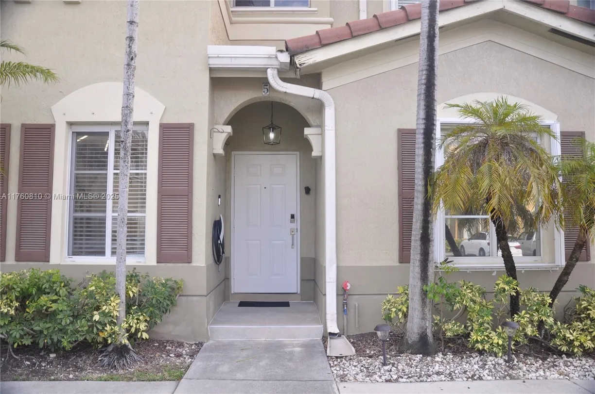South Florida Real Estate | View 8261 NW 107th Ct, 5-10 | 3 Beds, 2 Baths