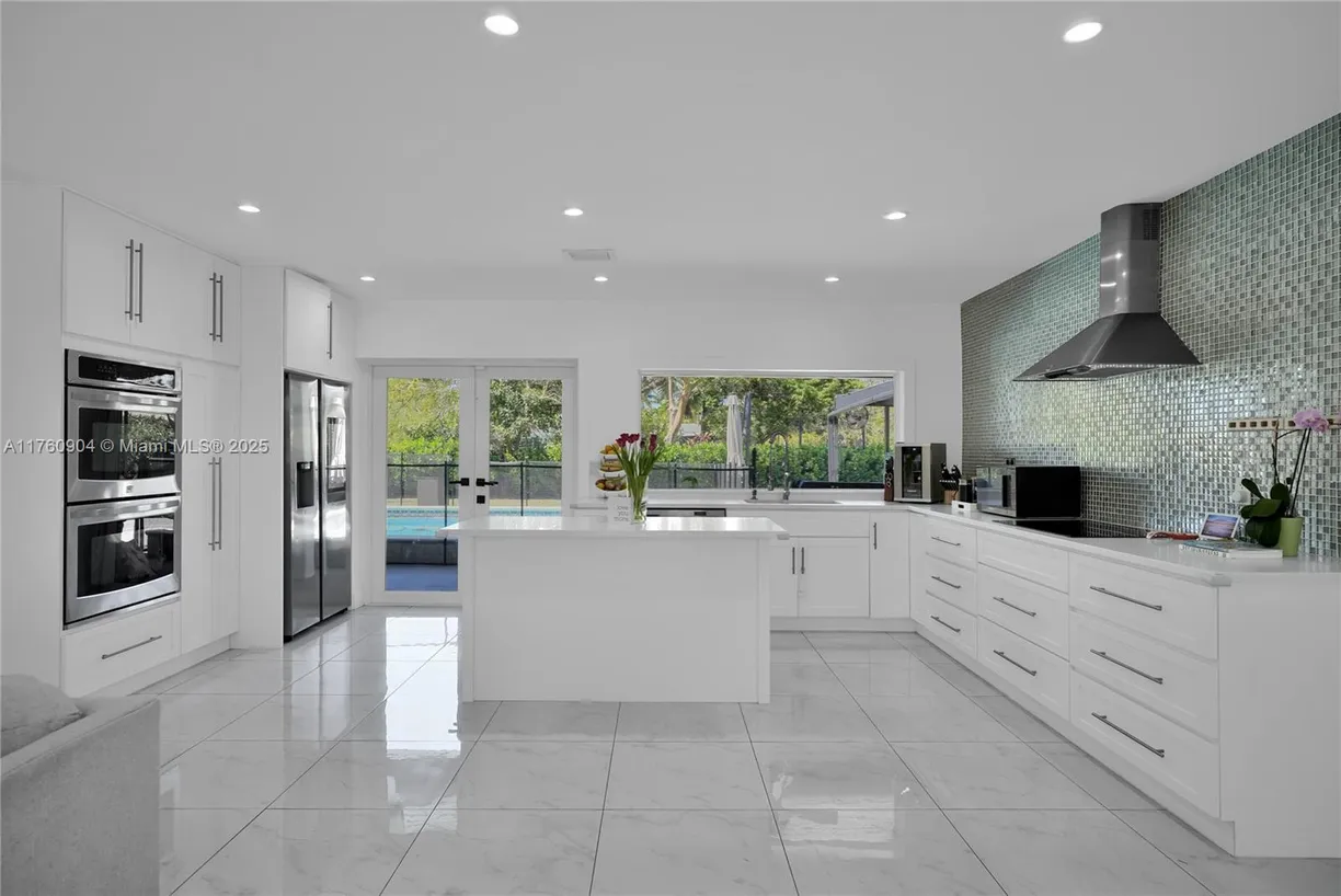 South Florida Real Estate | View 11300 SW 107th Ave | 3 Beds, 3 Baths