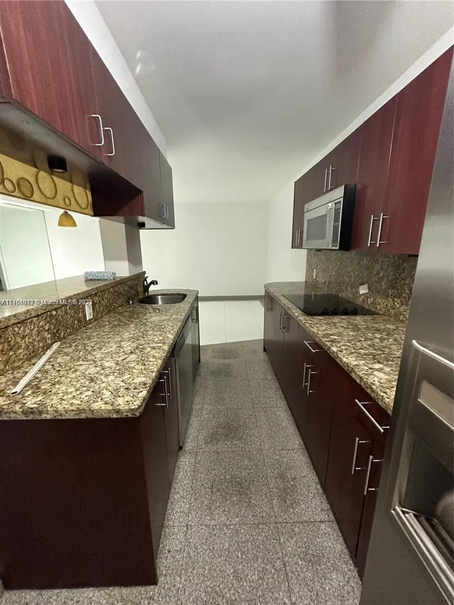 South Florida Real Estate | View 1100 NE 1st Ct, 105 | 1 Bed, 1 Bath