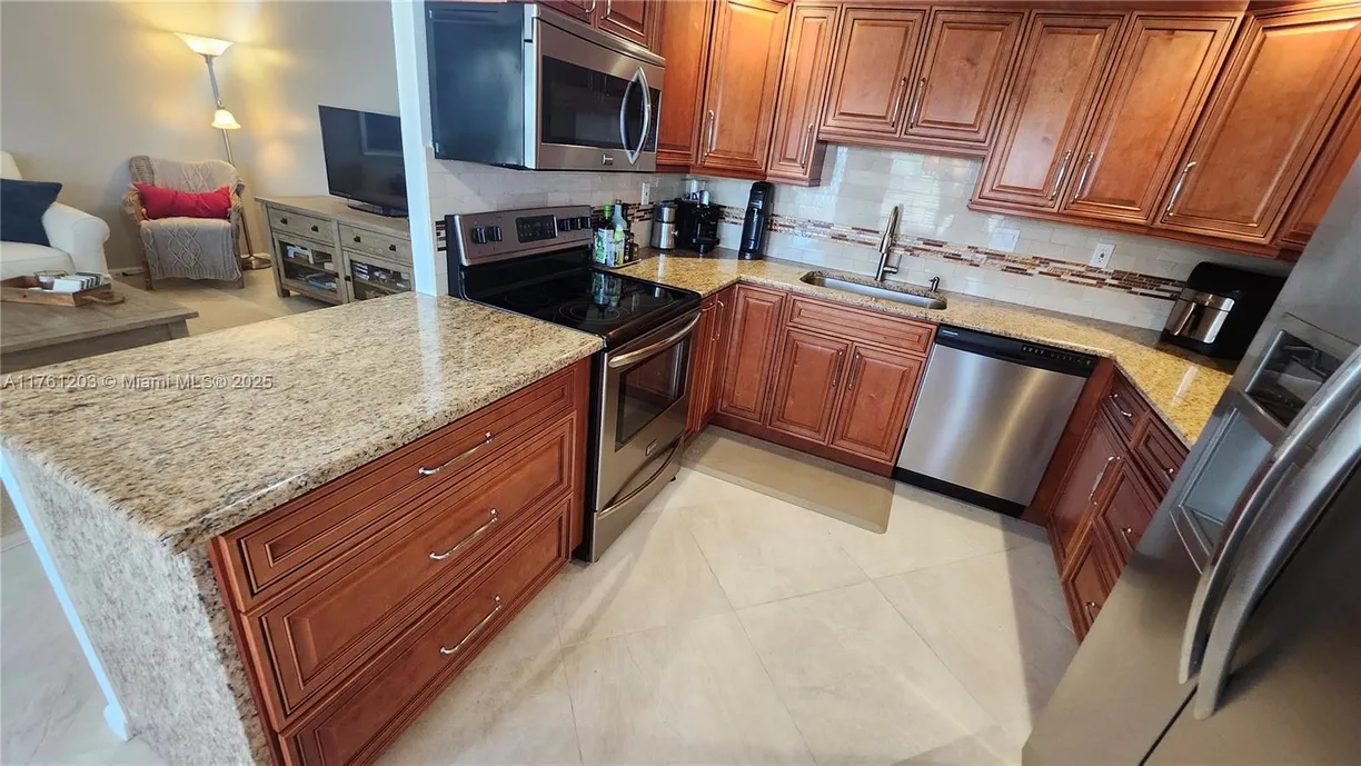 South Florida Real Estate | View 4072 Ventnor P, 4072 | 2 Beds, 2 Baths