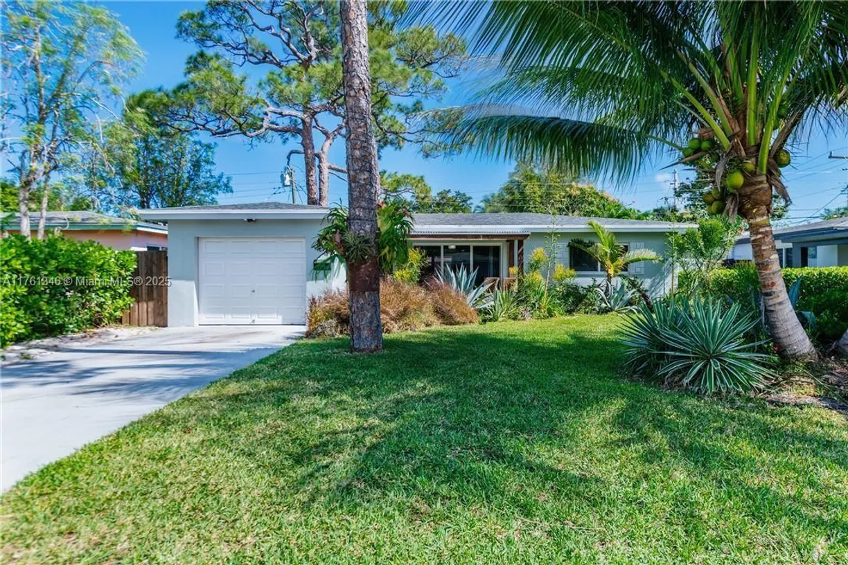 South Florida Real Estate | View 4630 NE 5th Ter | 2 Beds, 1 Bath