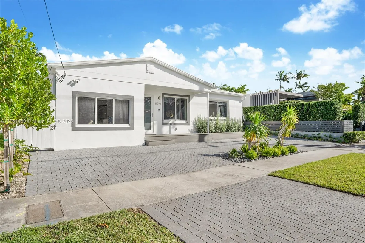 South Florida Real Estate | View 8071 Noremac Ave | 5 Beds, 5 Baths
