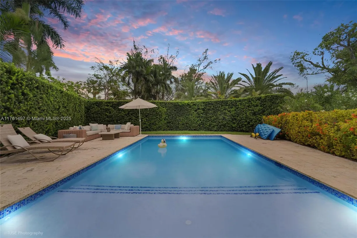 South Florida Real Estate | View 2449 Bayshore Dr | Listing