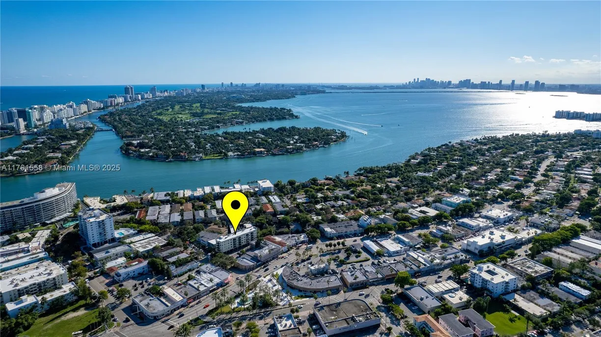 South Florida Real Estate | View 6960 Rue Vendome, 302 | 1 Bed, 1 Bath