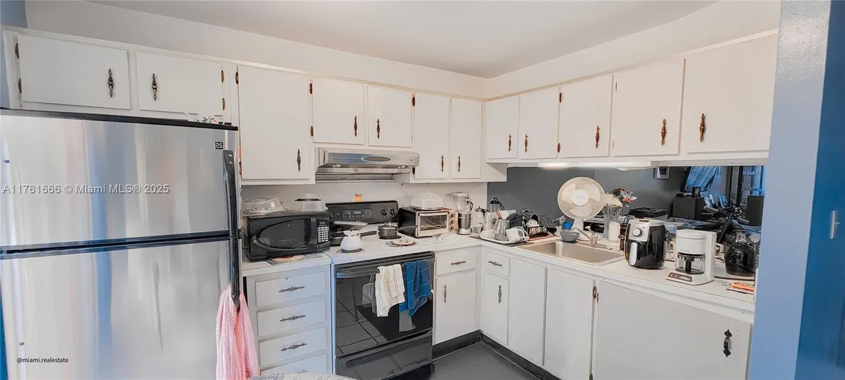 South Florida Real Estate | View 4163 NW 19th St, 4163 | Listing