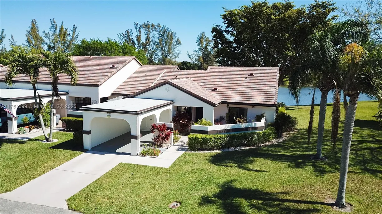 South Florida Real Estate | View 5602 E Parkwalk Cir E | Listing