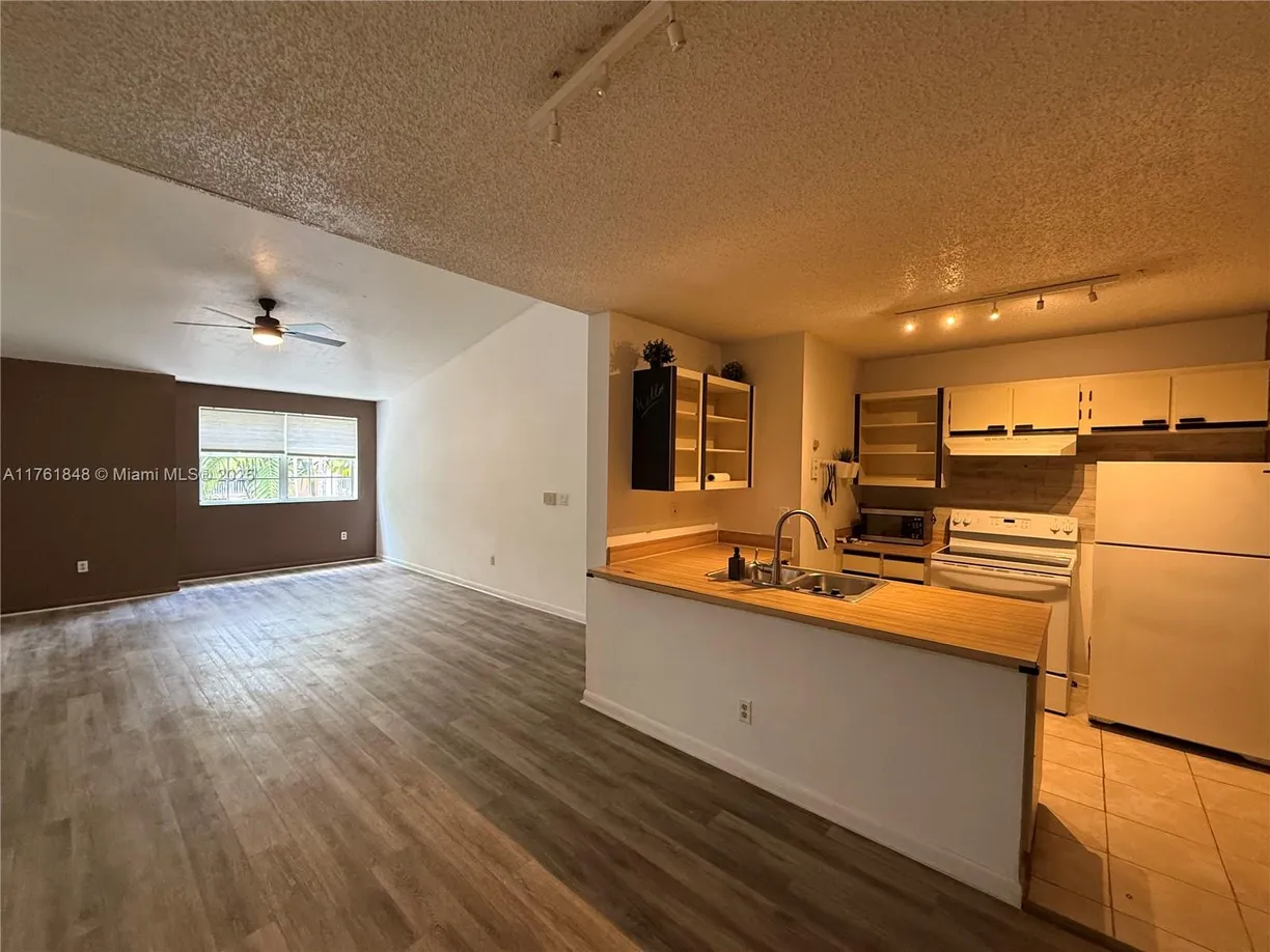 South Florida Real Estate | View 18328 NW 68th Ave, L | 1 Bed, 1 Bath