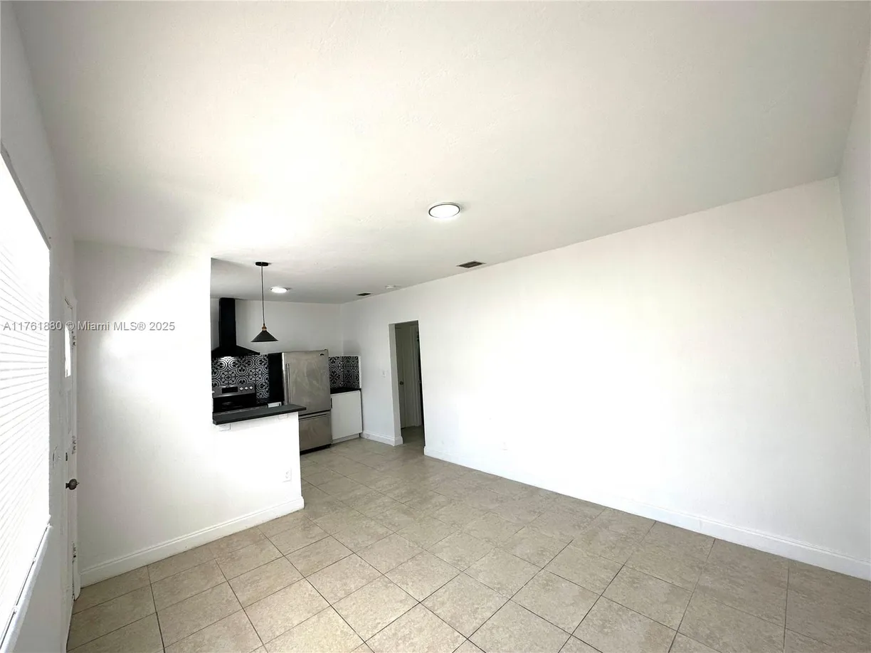 South Florida Real Estate | View 110 NE 55th St, 4 | Listing