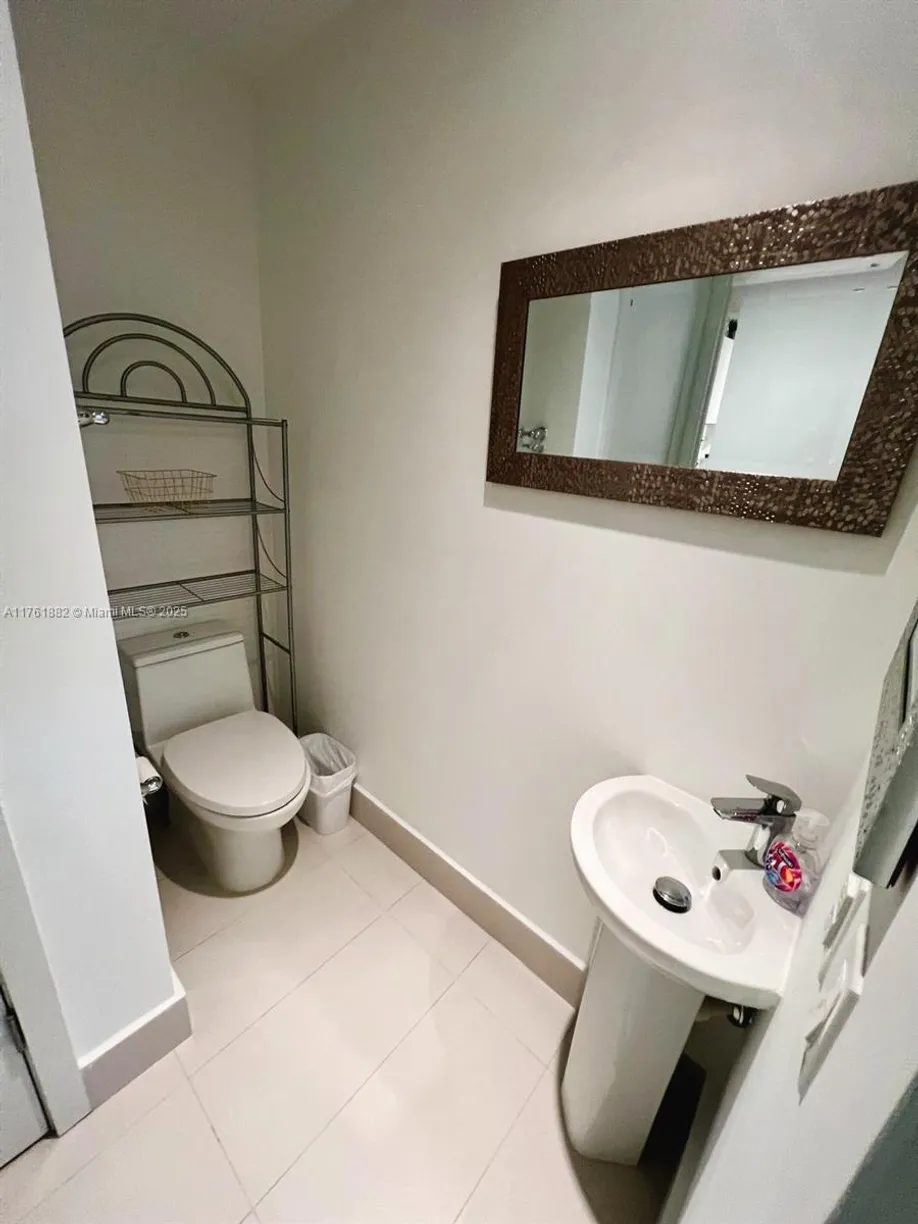 South Florida Real Estate | View  | Listing