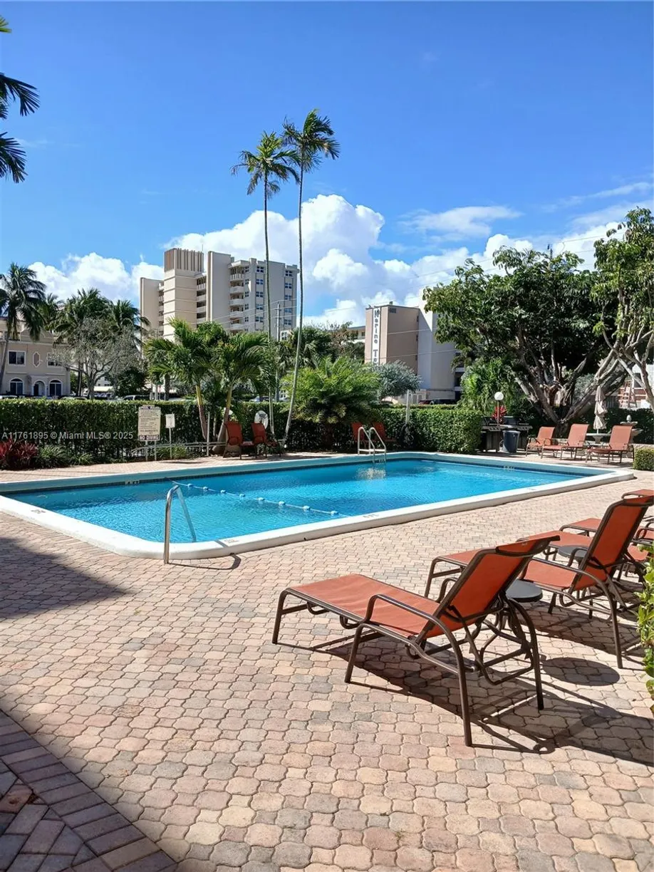South Florida Real Estate | View 400 N Riverside Dr, 107 | 2 Beds, 2 Baths