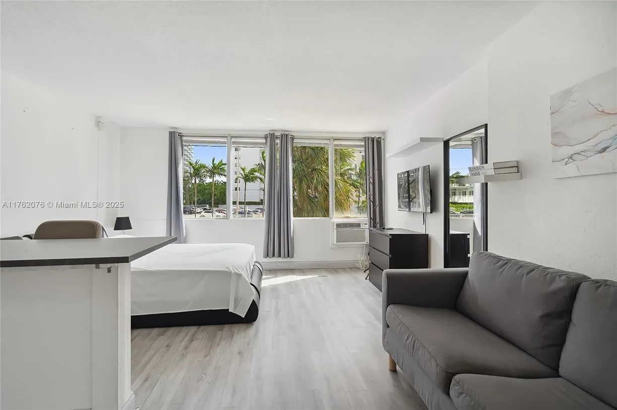 South Florida Real Estate | View 6484 INDIAN CREEK DR, 109 | 1 Bath