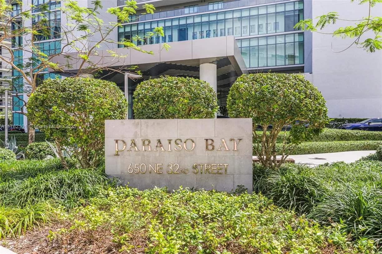 South Florida Real Estate | View 650 NE 32nd St, 4903 | Listing