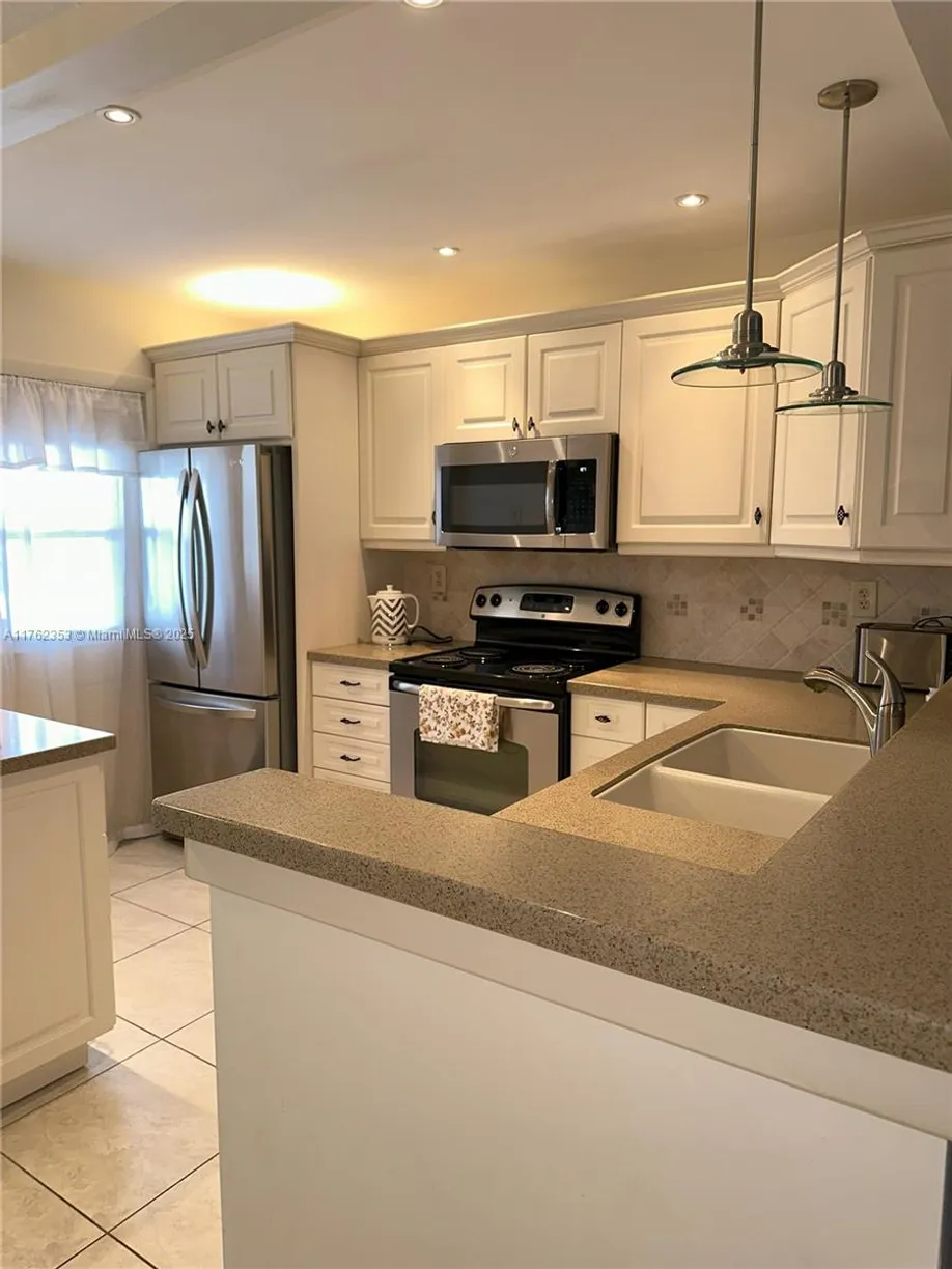 South Florida Real Estate | View 2097 S Ocean Dr, 404 | Listing