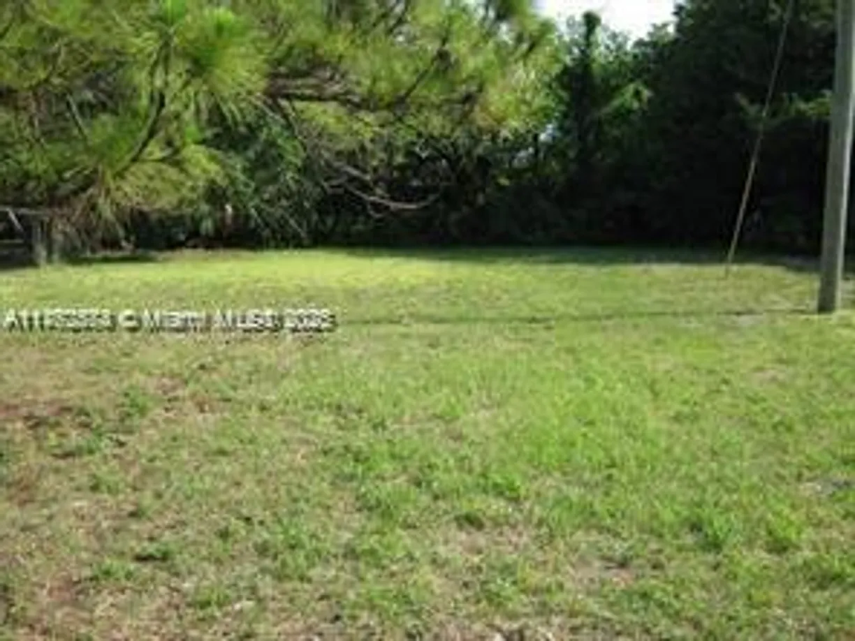 South Florida Real Estate | View 751 NE 43rd St