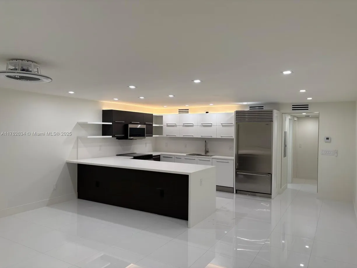 South Florida Real Estate | View 11855 NE 19th Dr, 16 | 1 Bed, 1 Bath