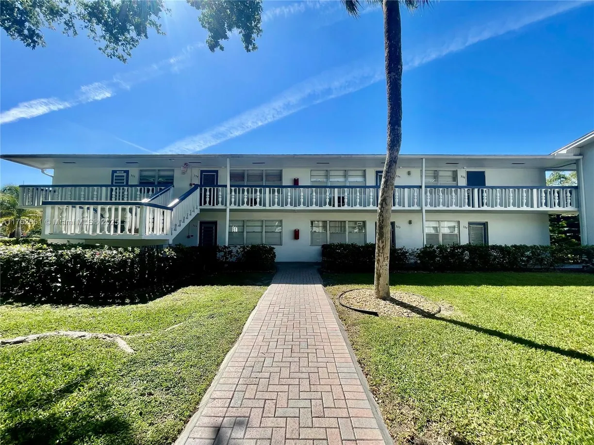 South Florida Real Estate | View 337 Durham J, 337 | Listing