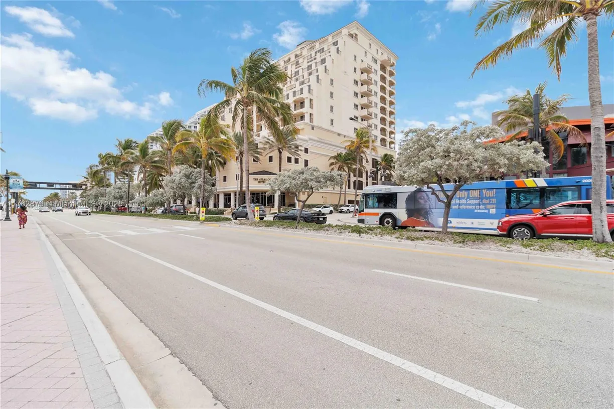 South Florida Real Estate | View 601 N Ft Lauderdale Beach Blvd, 912 | 1 Bed, 1 Bath