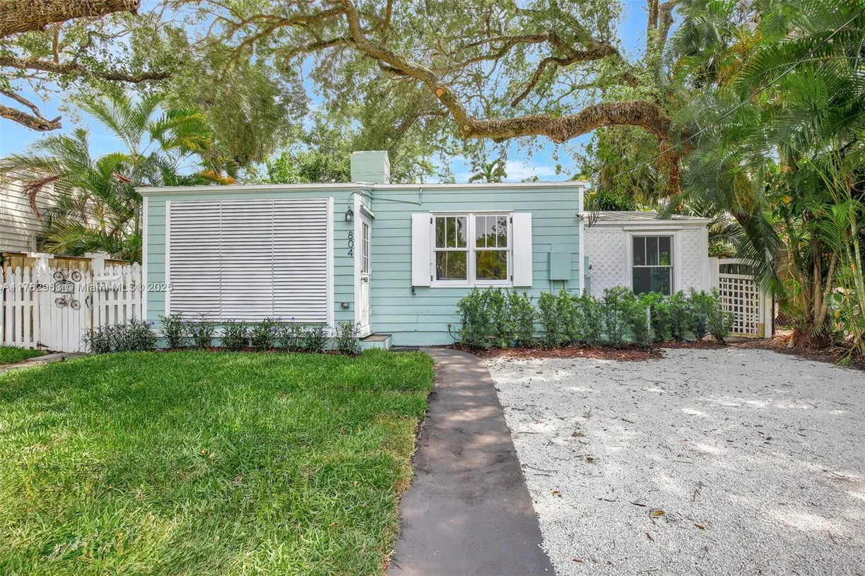 South Florida Real Estate | View 804 SW 4th Street | Listing