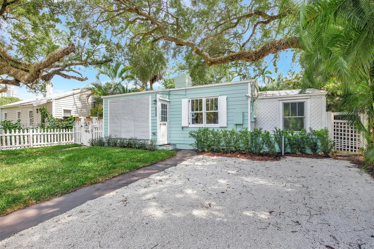 South Florida Real Estate | View 804 SW 4th Street