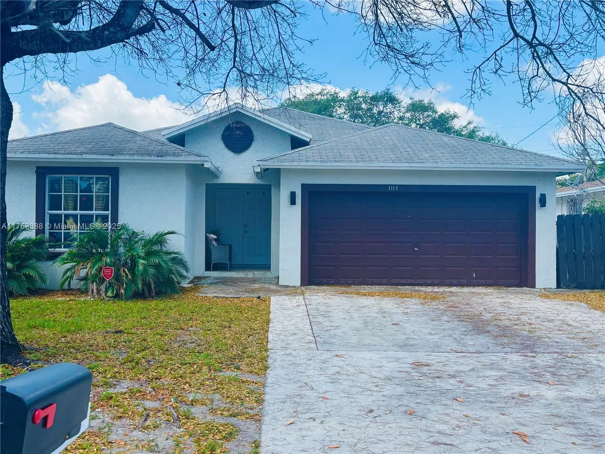 South Florida Real Estate | View 1113 SW 24th Ave | Listing