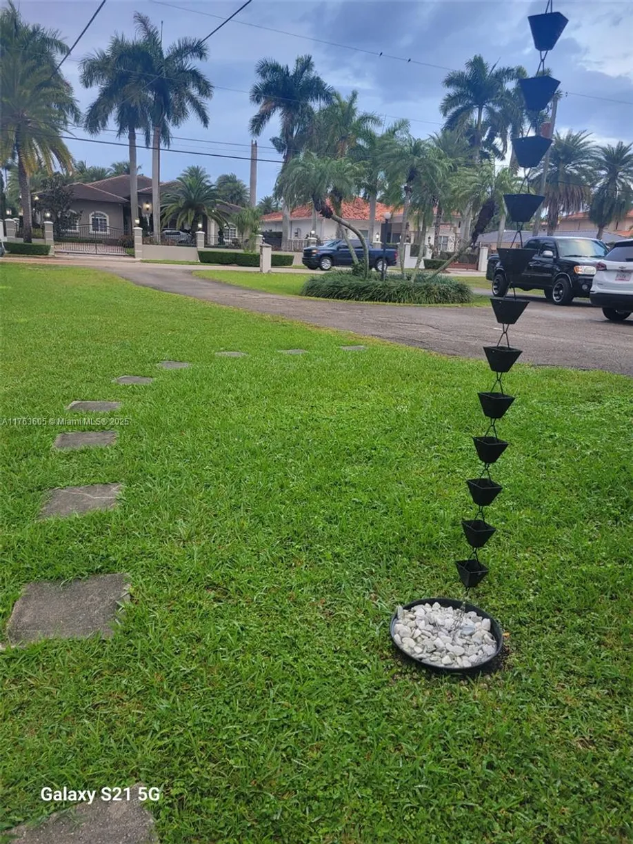 South Florida Real Estate | View 13420 SW 36th St, 2 | 1 Bed, 1 Bath