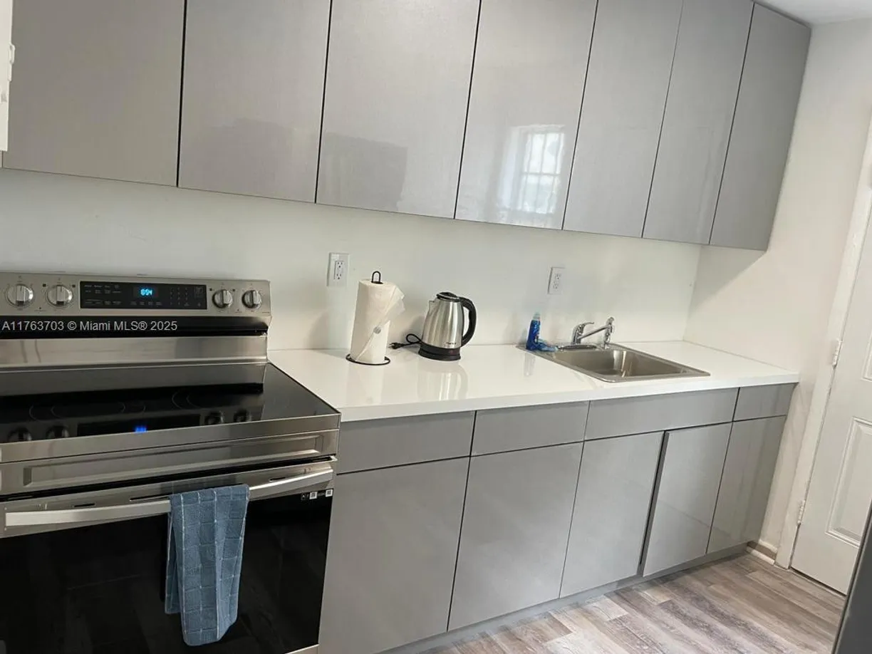South Florida Real Estate | View 55 NW 11th Ave, 3 | Listing