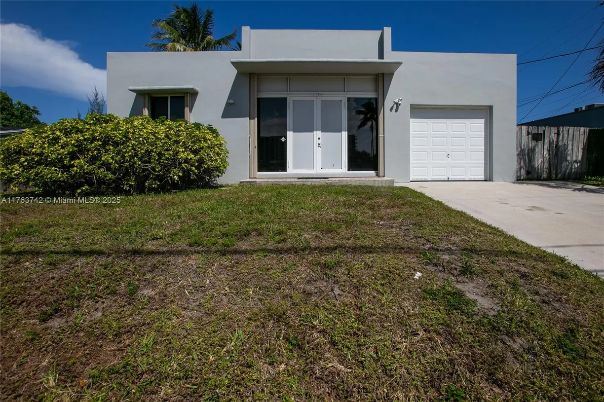 South Florida Real Estate | View 4750 SW 43rd Ave | Listing