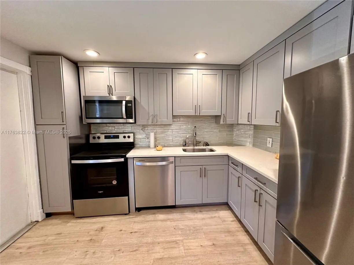 South Florida Real Estate | View 2601 S Course Dr, 206 | 1 Bed, 1 Bath