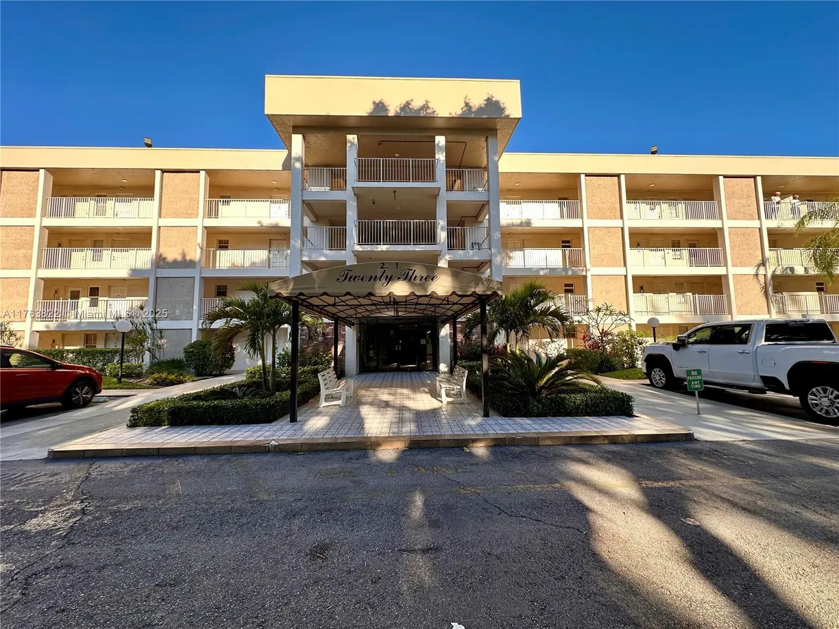 South Florida Real Estate | View 2601 S Course Dr, 206 | Listing