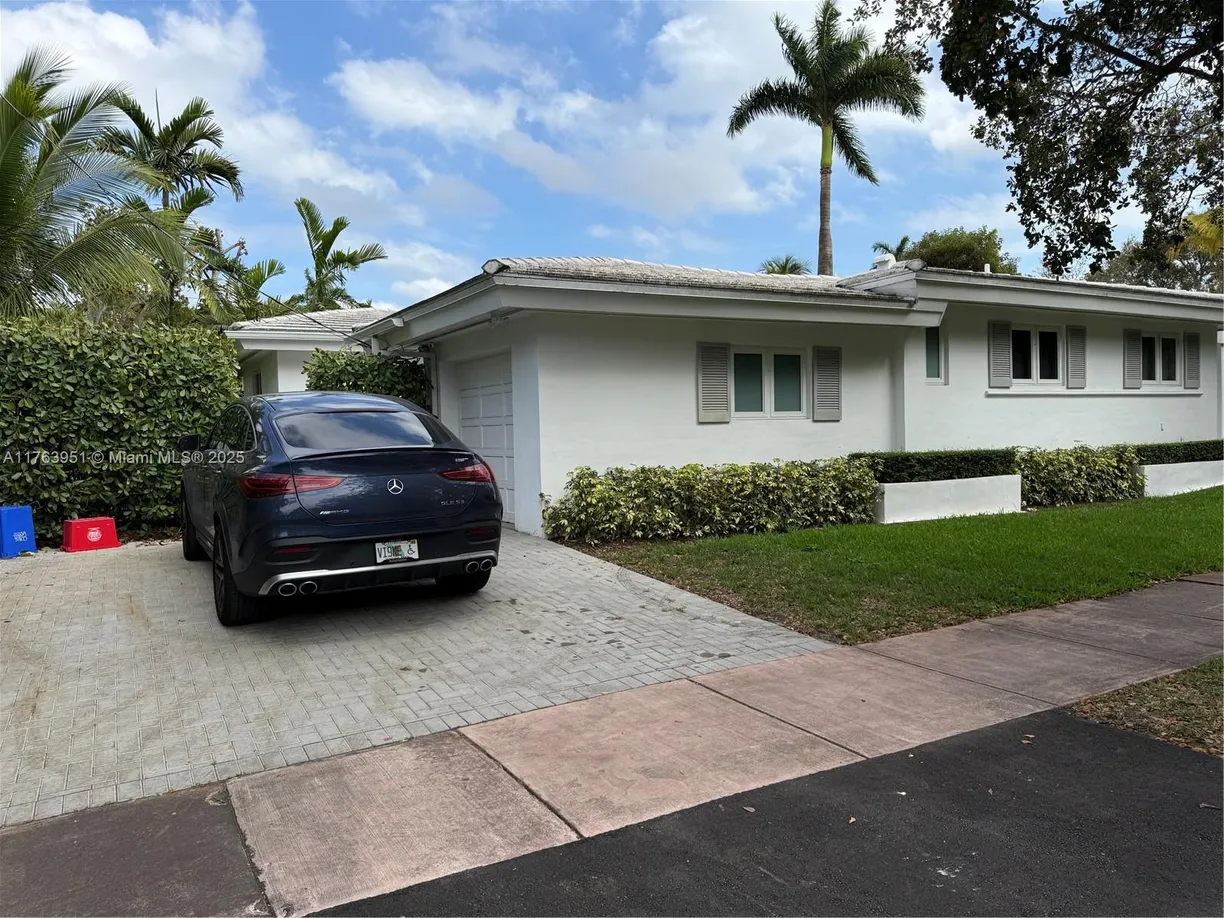 South Florida Real Estate | View 547 Giralda Ave | Listing