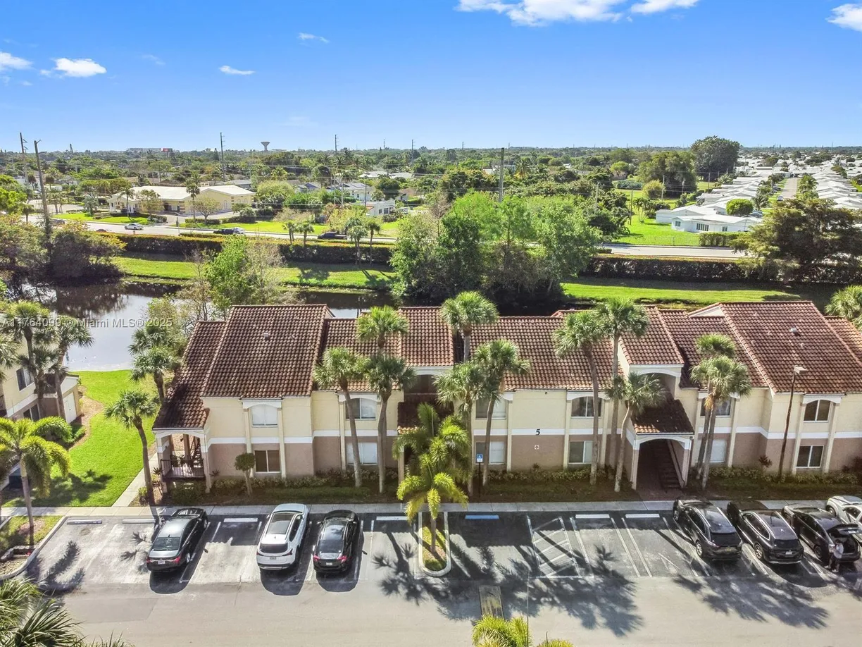 South Florida Real Estate | View 815 W Boynton Beach Blvd, 5-101 | Listing
