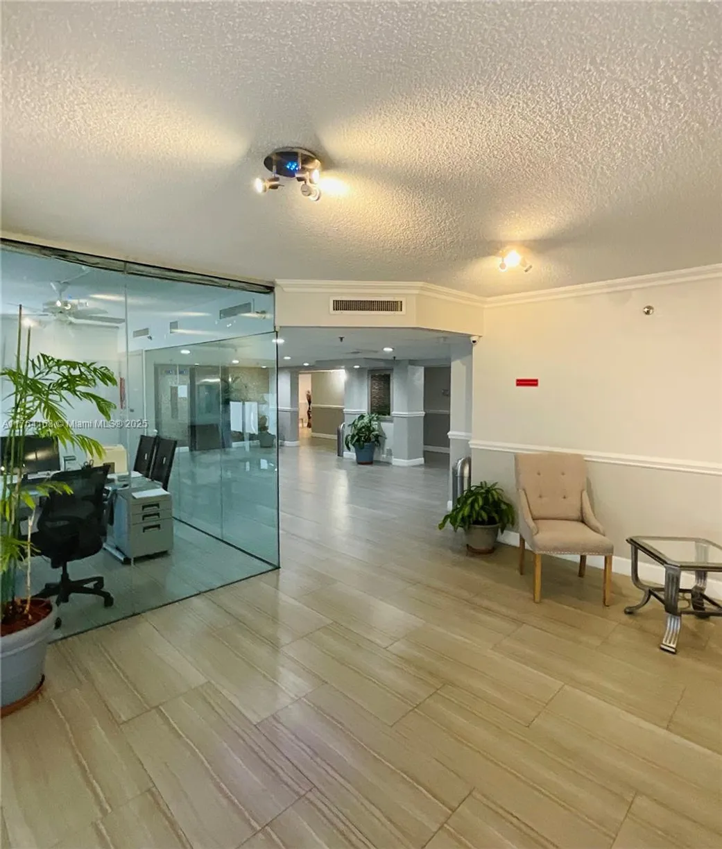 South Florida Real Estate | View 901 Hillcrest Dr, 303 | Listing