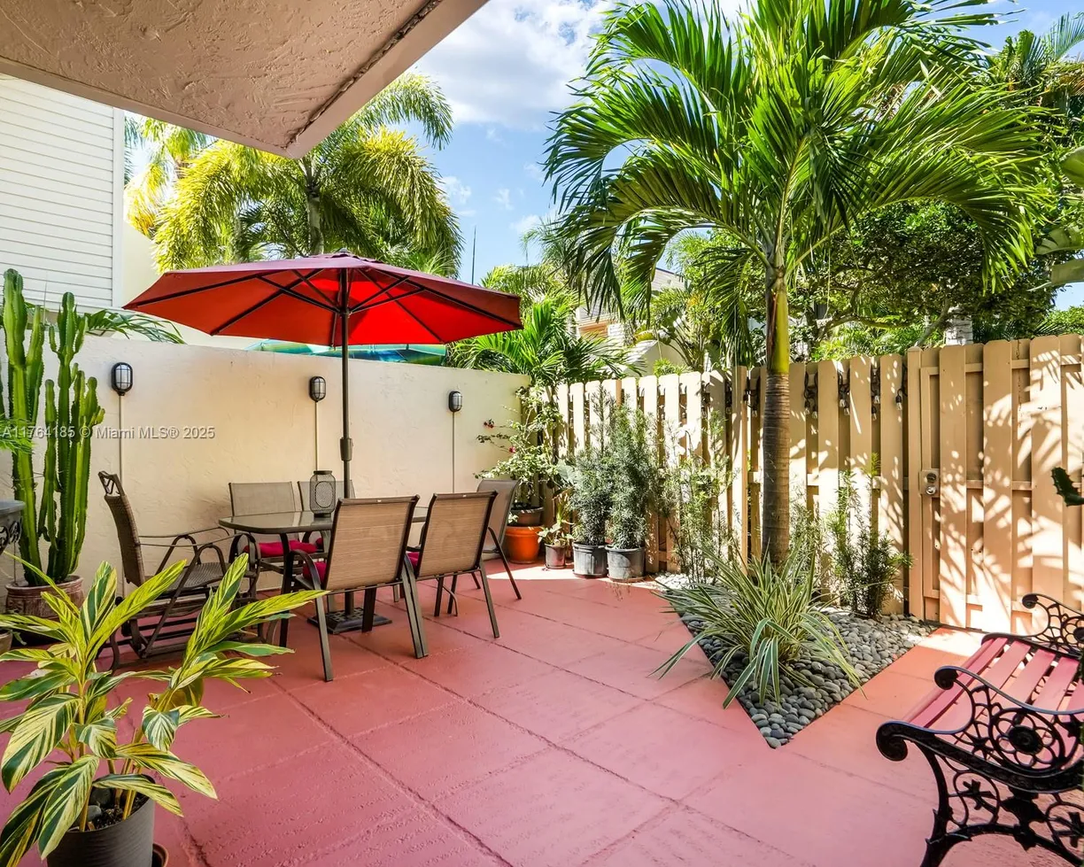 South Florida Real Estate | View 614 Executive Center Dr, 102 | 2 Beds, 2 Baths