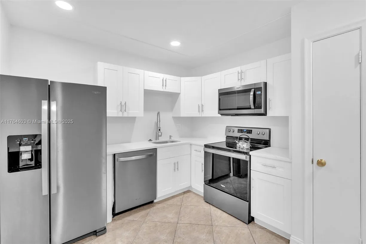 South Florida Real Estate | View 4770 NW 21st St, 204 | 1 Bed, 1 Bath