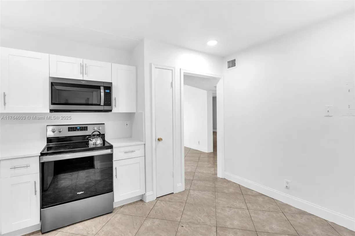 South Florida Real Estate | View 4770 NW 21st St, 204 | Listing