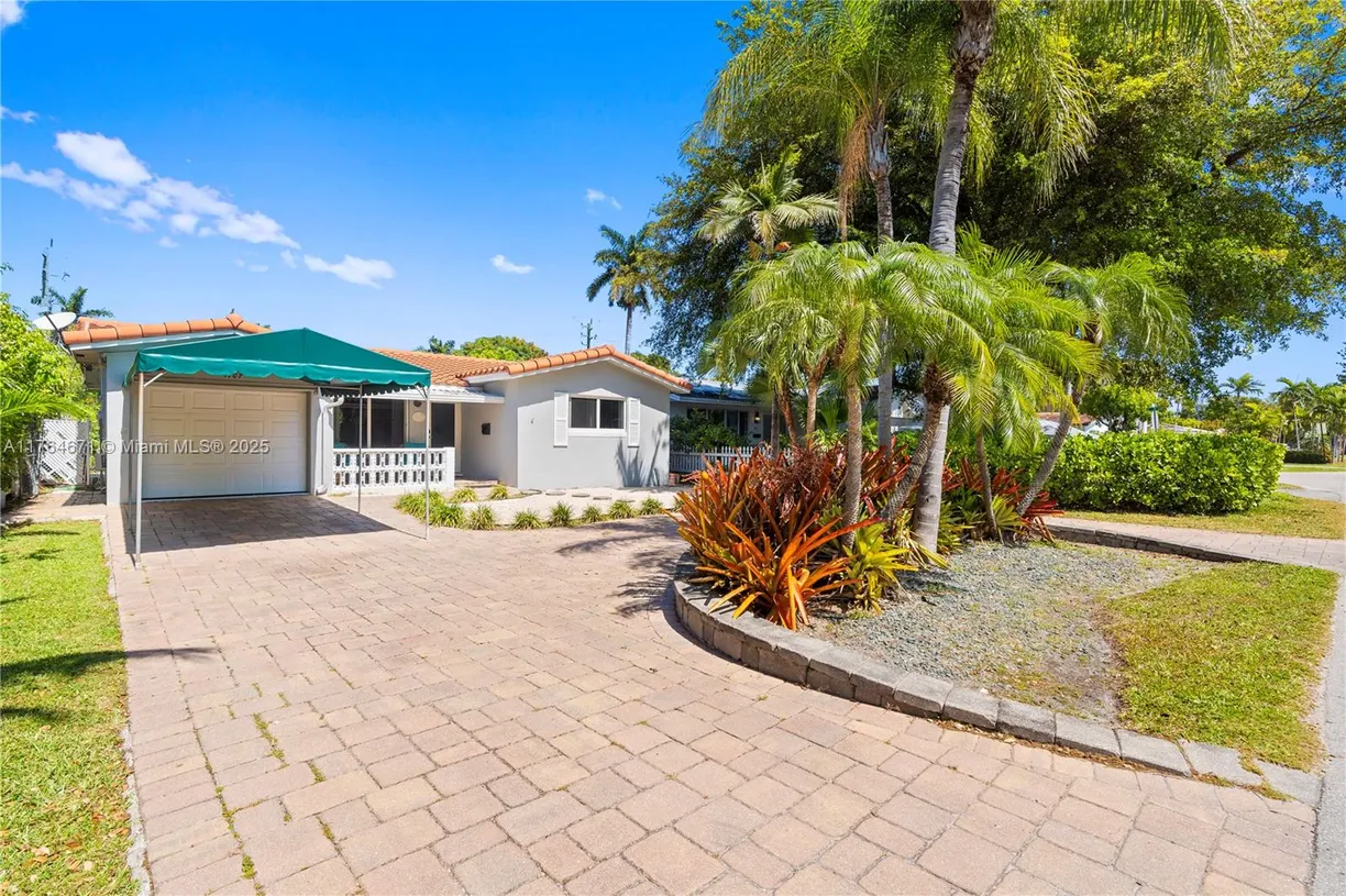 South Florida Real Estate | View 1107 Washington St | Listing