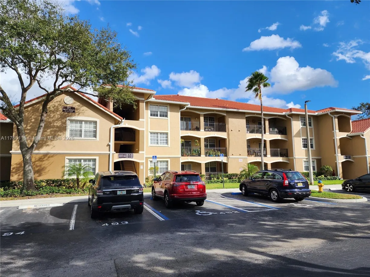 South Florida Real Estate | View 215 SW 117th Ter, 14101 | 3 Beds, 2 Baths