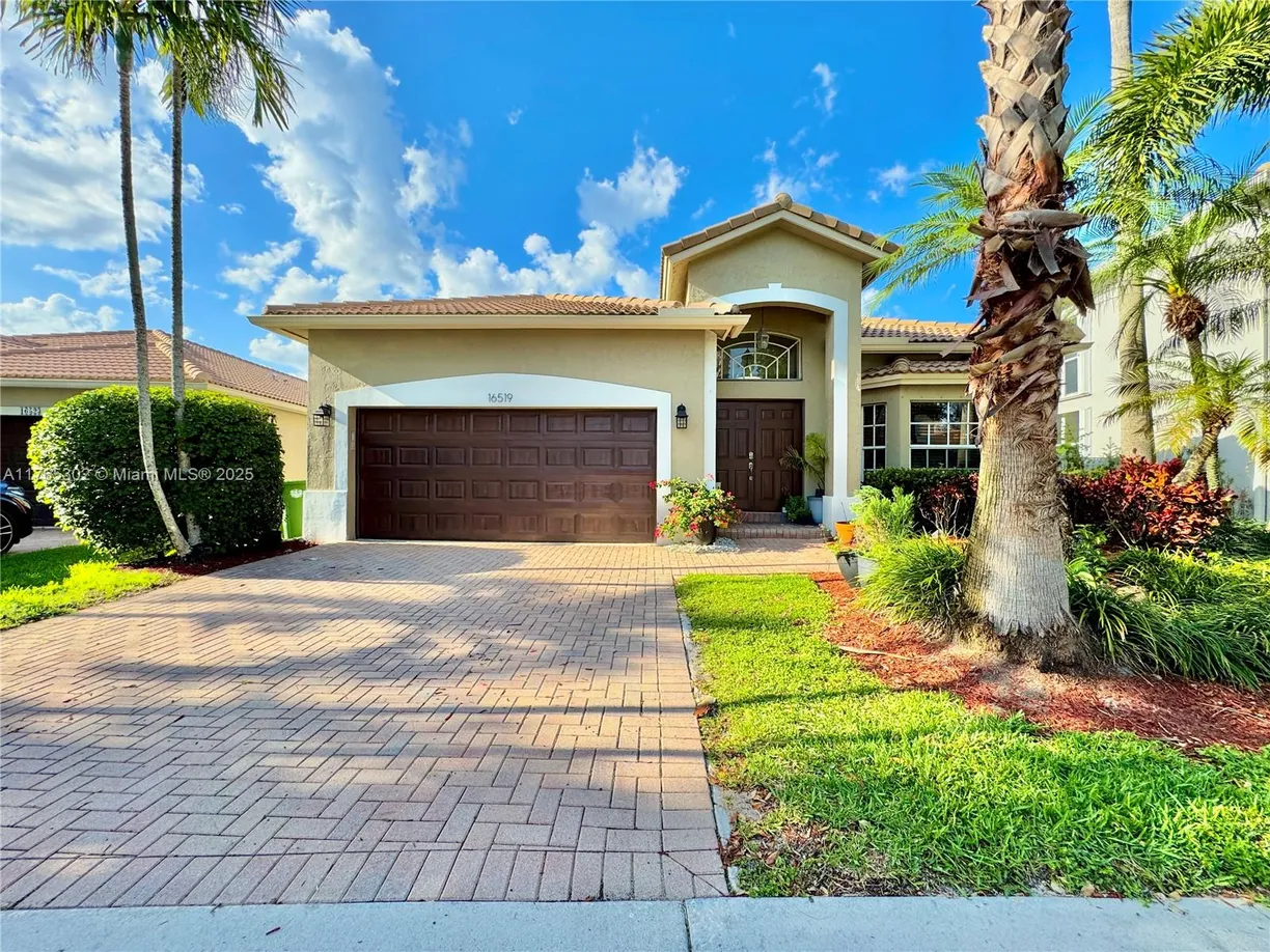 South Florida Real Estate | View 16519 Ruby Lk, 16519 | 4 Beds, 2 Baths